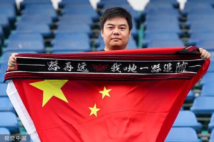 违者将追究其相关法律责任 标签： 黛米·摩尔布鲁斯·威利斯庆生老年痴呆 ： 相关新闻 倪妮、宋威龙外网生图抗打 时装周同场黛米·摩尔2025-09-24 被外星人绑架？