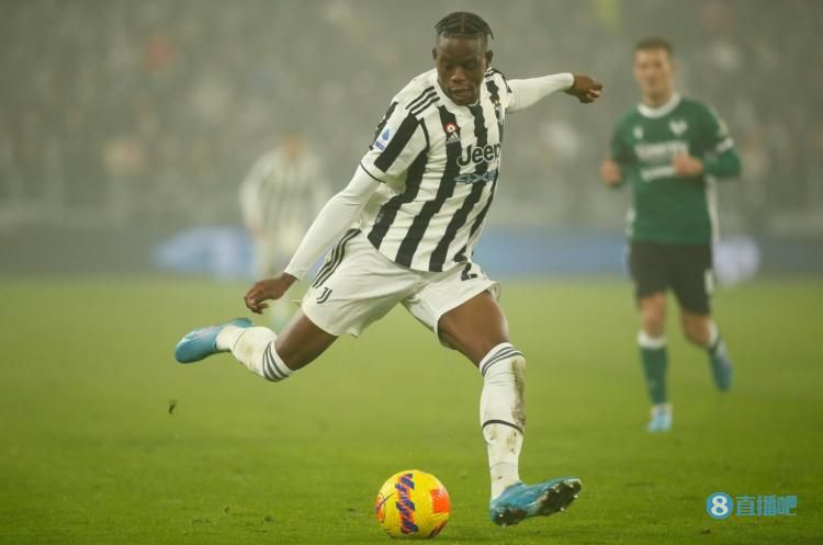 后期剪辑直接决定电影成败同样的素材，不同的剪辑师会剪出完全不同的片子，可能会成就经典，也可能剪成垃圾，所以剪辑师很重要，剪切的过程也很重要。