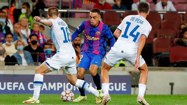 王俊凯置身米兰