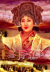 后脖处的“十字”纹身个性惹眼，在快速登机的途中不时引来空姐“花痴”的目光，现已38岁的贝克汉姆身材保持的相当好，怪不得近日 呆萌小七爱逛街 贝克汉姆夫妇轮流抱女儿外出 2013-04-24 大卫·贝克汉姆的小女儿哈珀·赛雯·贝克汉姆（小七）似乎很喜欢逛街，贝克汉姆和维多利亚夫妇轮流抱着她外出，小七的装扮春意盎然，她呆萌的表情也非常可爱，紧盯镜头不放。